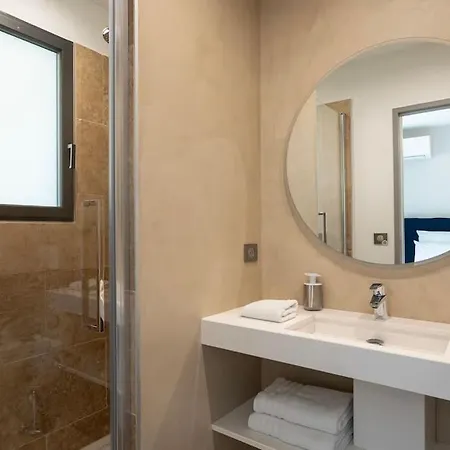 Moderne Proche De La Ra9320 * Saint-Tropez
